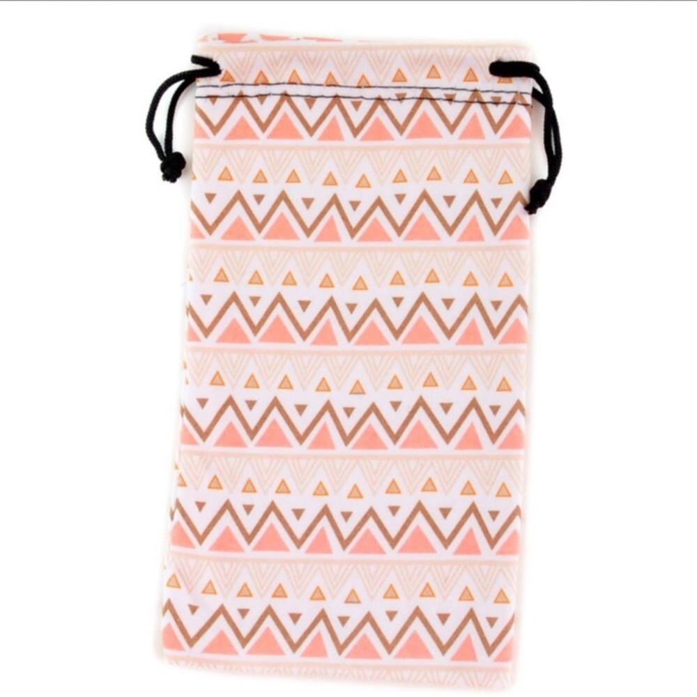 Sunglasses pouch